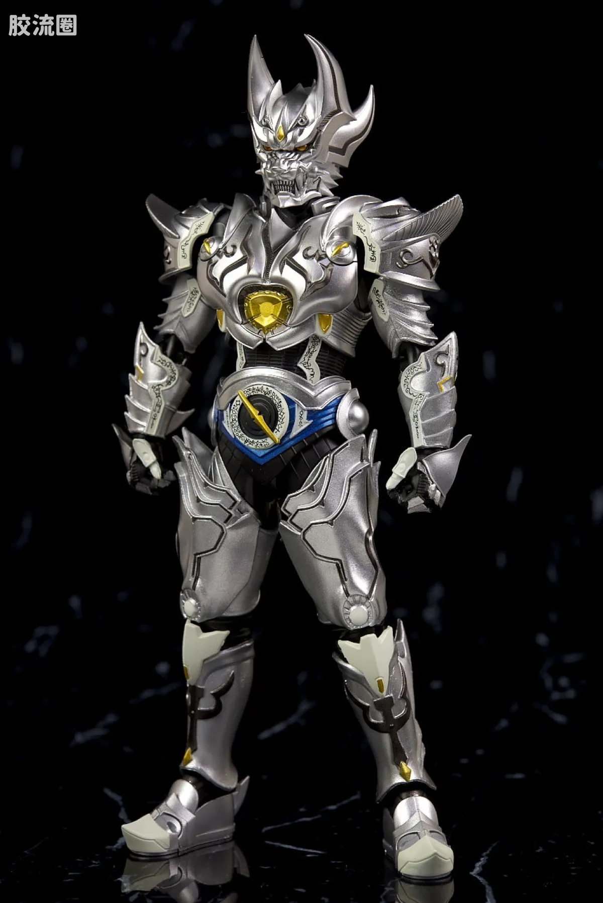 SHF 真骨雕 牙狼系列 银牙骑士 绝狼 - 图片