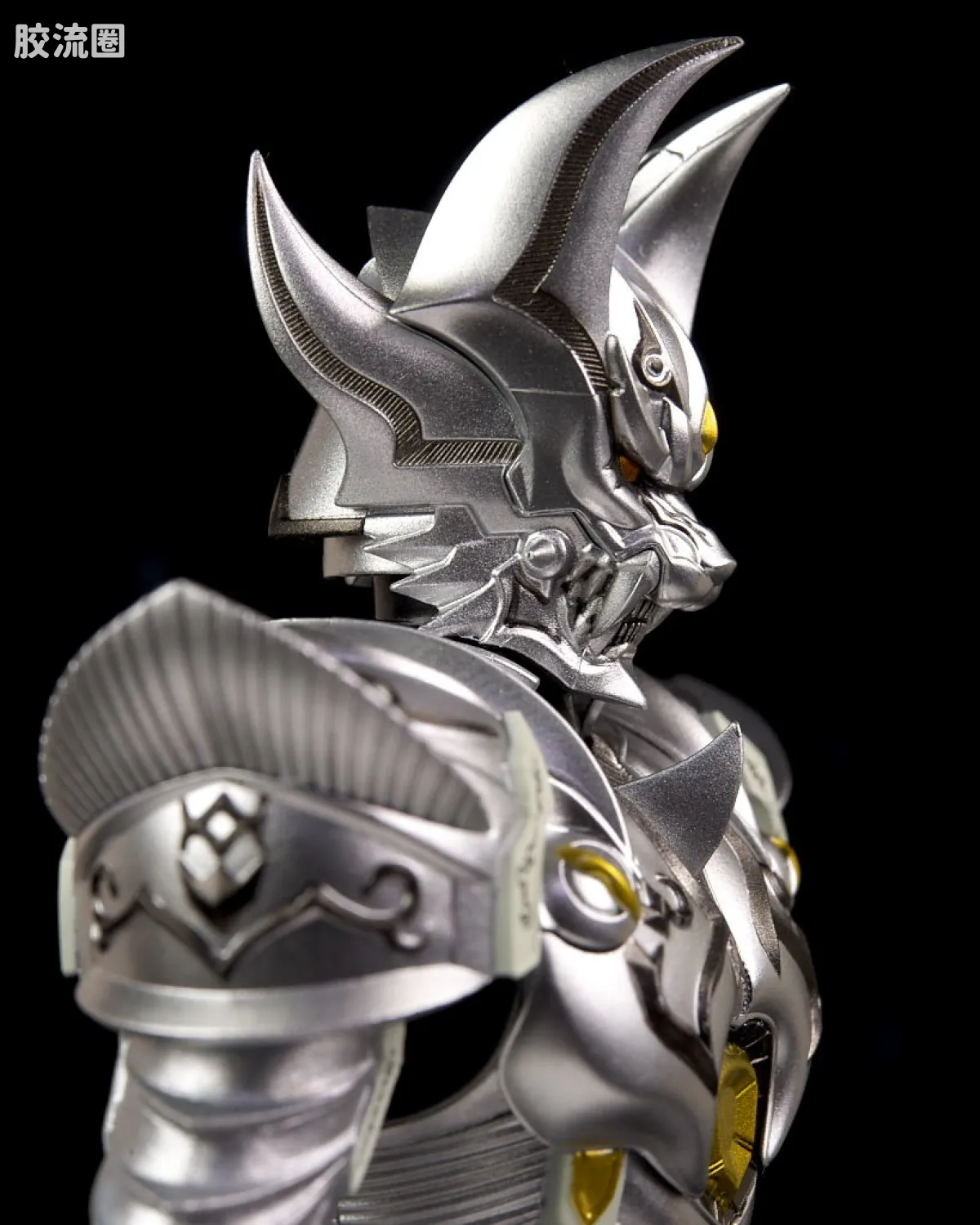 SHF 真骨雕 牙狼系列 银牙骑士 绝狼 - 图片
