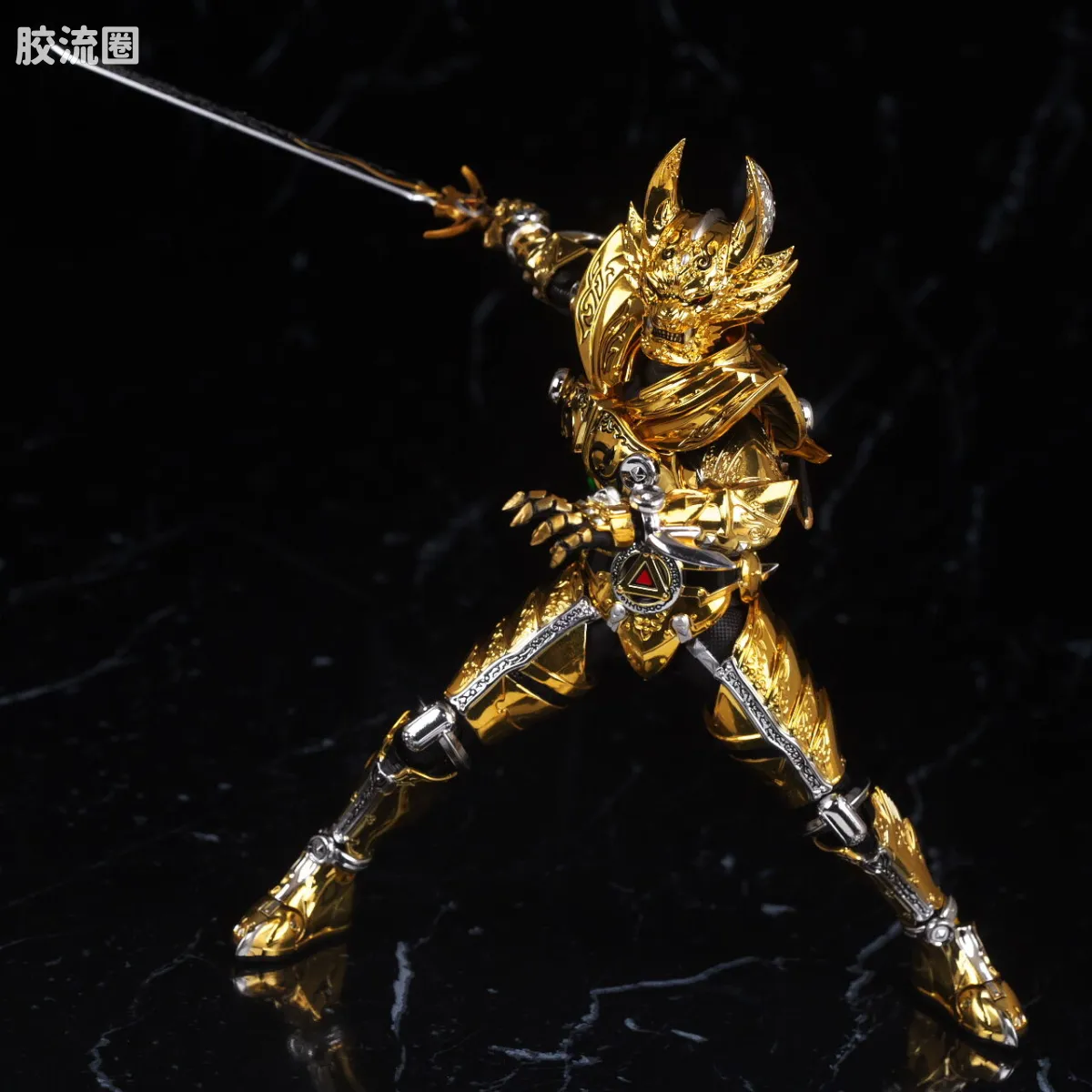 SHF 真骨雕 牙狼系列 黄金骑士牙狼 (冴岛大河) - 图片