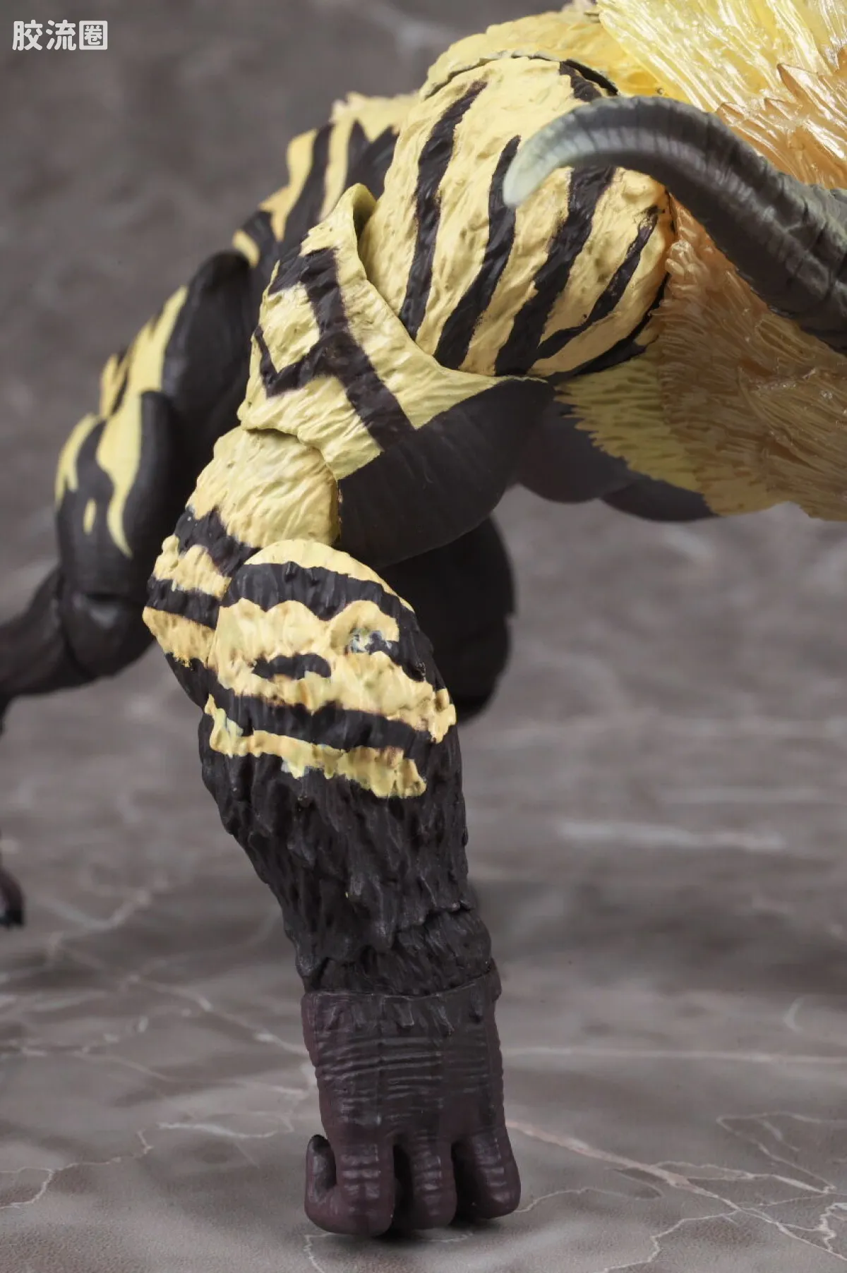 S.H.MonsterArts 普通版 激昂金狮子 - 图片
