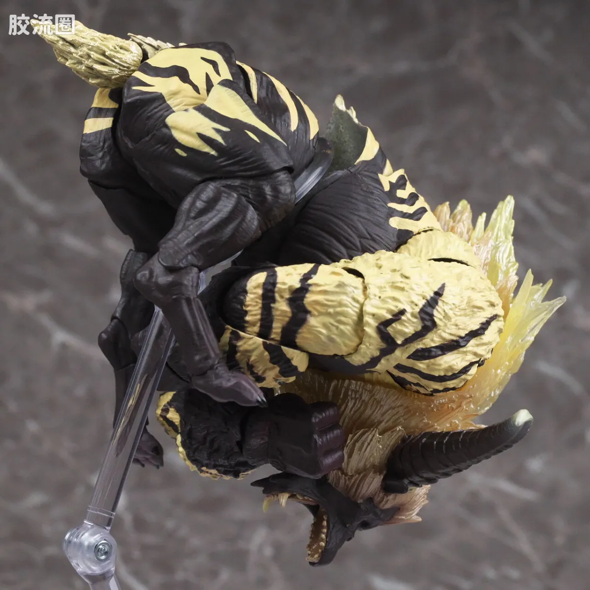 S.H.MonsterArts 普通版 激昂金狮子 - 图片