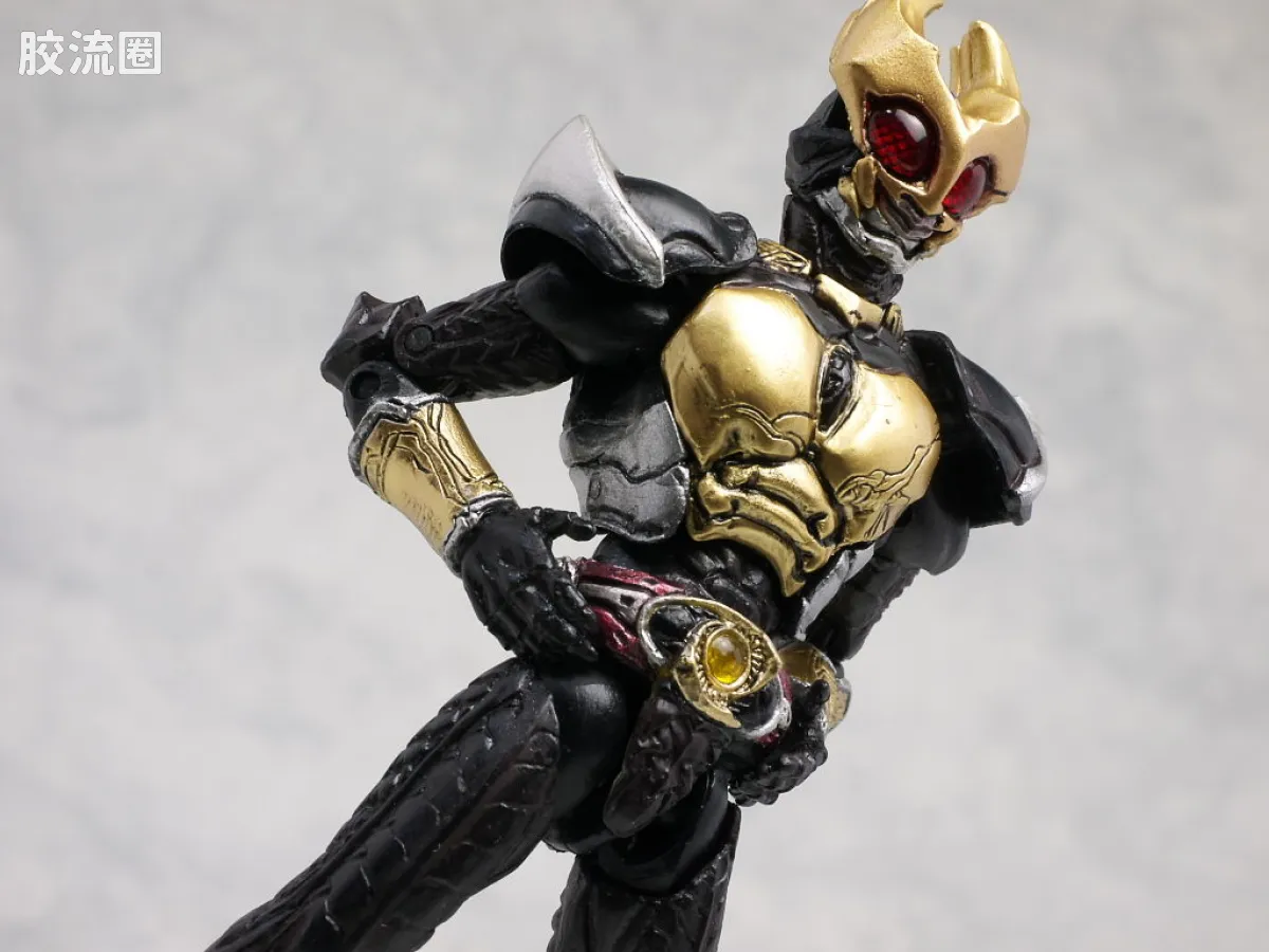 S.I.C.极魂系列可动玩具 普通版 假面骑士 Agito - 图片