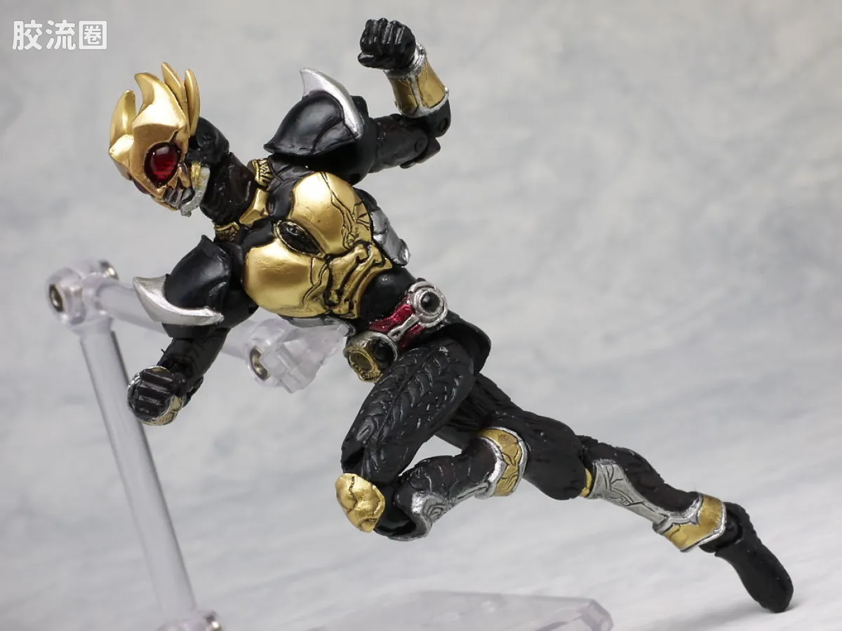 S.I.C.极魂系列可动玩具 普通版 假面骑士 Agito - 图片