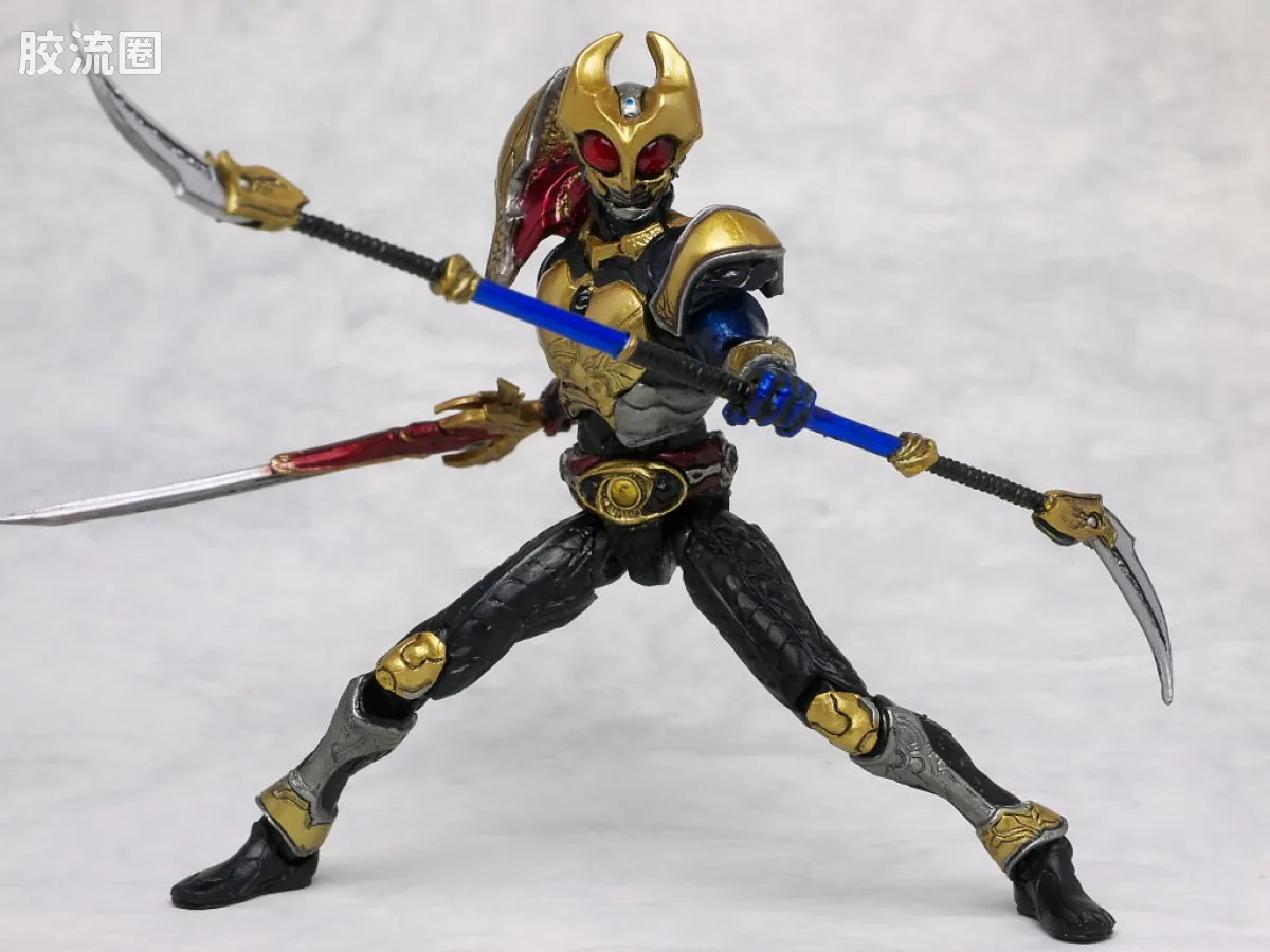 S.I.C.极魂系列可动玩具 普通版 假面骑士 Agito 三重形态 - 图片