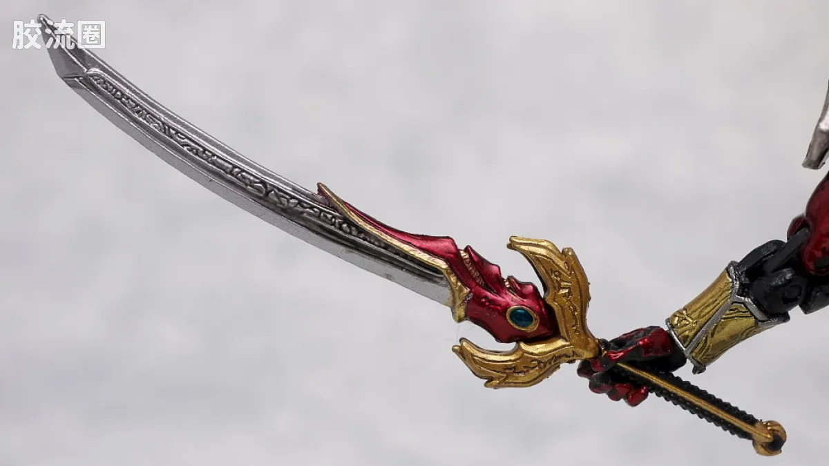 S.I.C.极魂系列可动玩具 普通版 假面骑士 Agito 三重形态 - 图片
