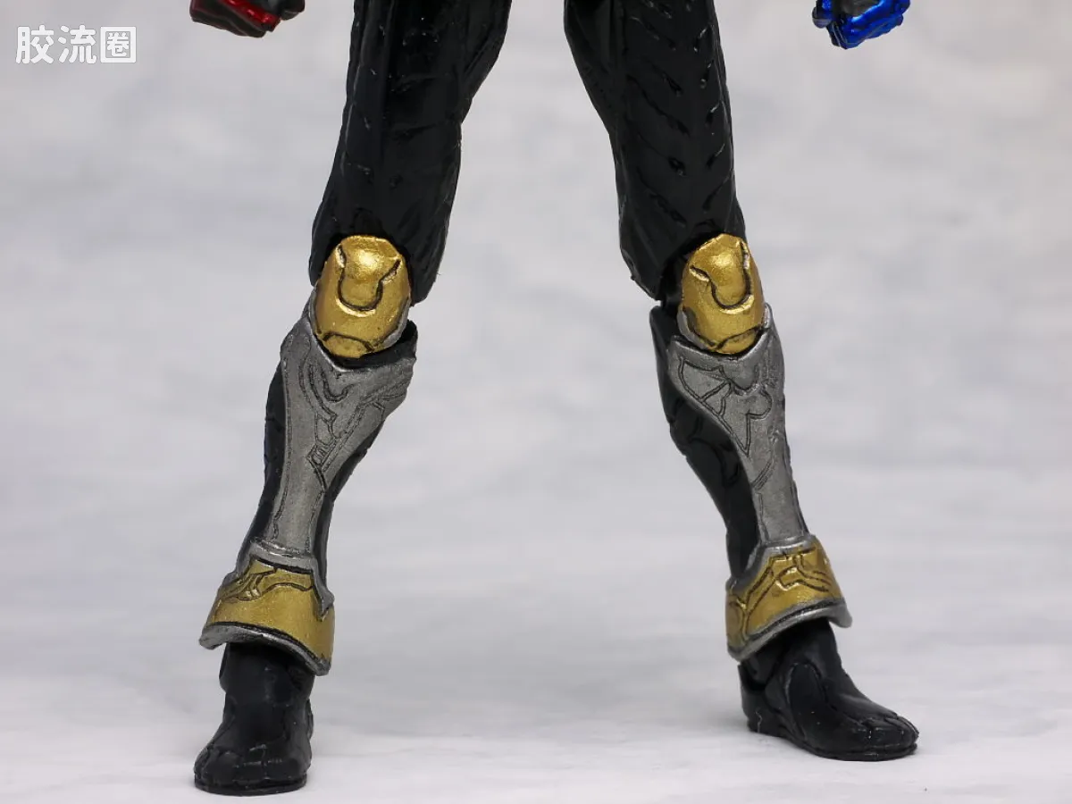 S.I.C.极魂系列可动玩具 普通版 假面骑士 Agito 三重形态 - 图片