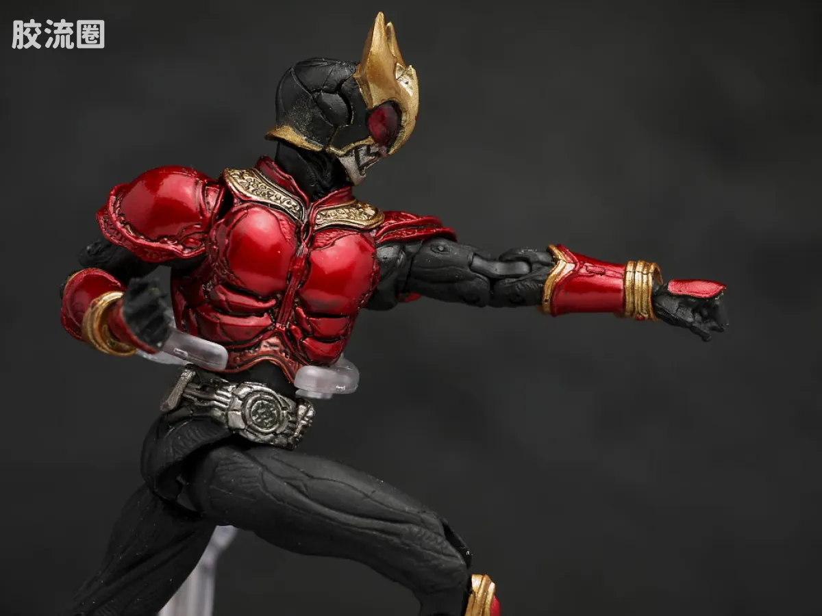 S.I.C.极魂系列可动玩具 普通版 假面骑士 KUUGA 全能形态 - 图片