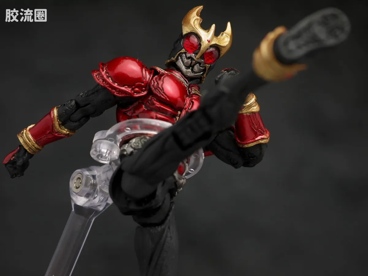 S.I.C.极魂系列可动玩具 普通版 假面骑士 KUUGA 全能形态 - 图片
