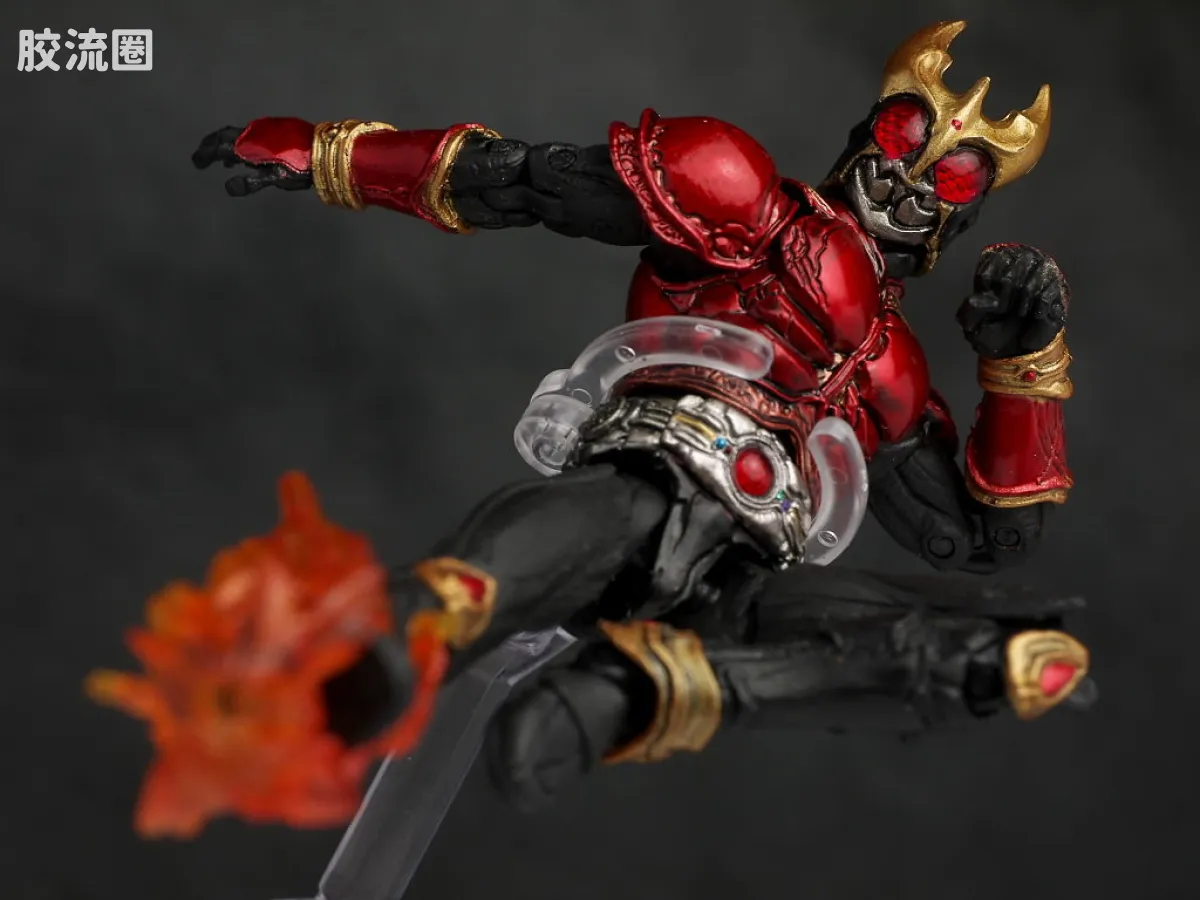 S.I.C.极魂系列可动玩具 普通版 假面骑士 KUUGA 全能形态 - 图片