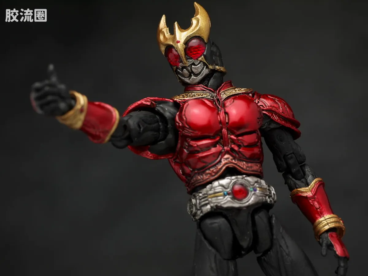 S.I.C.极魂系列可动玩具 普通版 假面骑士 KUUGA 全能形态 - 图片