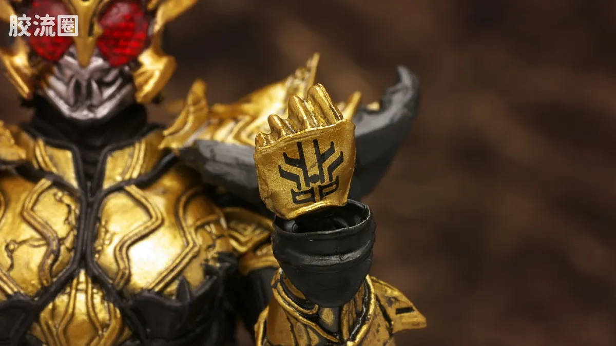 S.I.C.极魂系列可动玩具 普通版 假面骑士 KUUGA 升华究极形态 - 图片