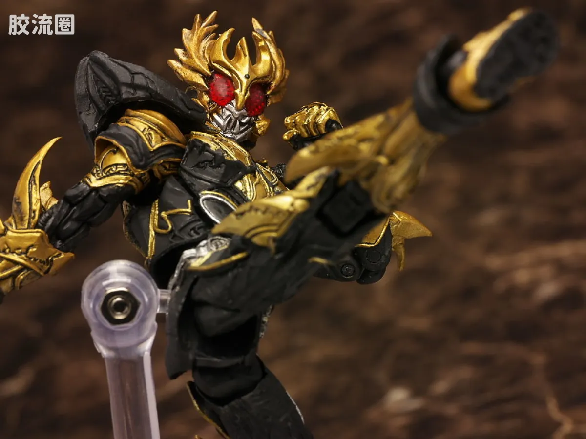 S.I.C.极魂系列可动玩具 普通版 假面骑士 KUUGA 升华究极形态 - 图片