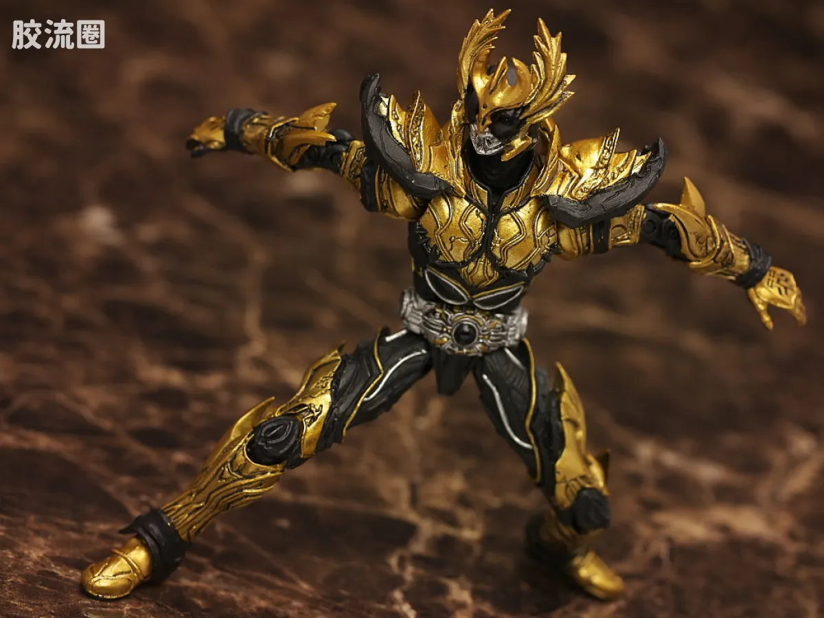 S.I.C.极魂系列可动玩具 普通版 假面骑士 KUUGA 升华究极形态 - 图片