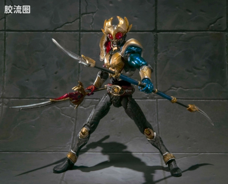 S.I.C.极魂系列可动玩具 普通版 假面骑士 Agito 三重形态 - 图片