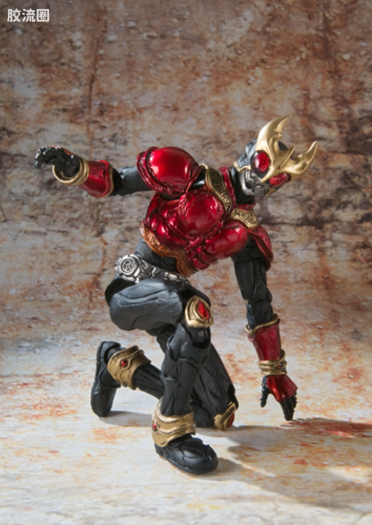 S.I.C.极魂系列可动玩具 普通版 假面骑士 KUUGA 全能形态 - 图片