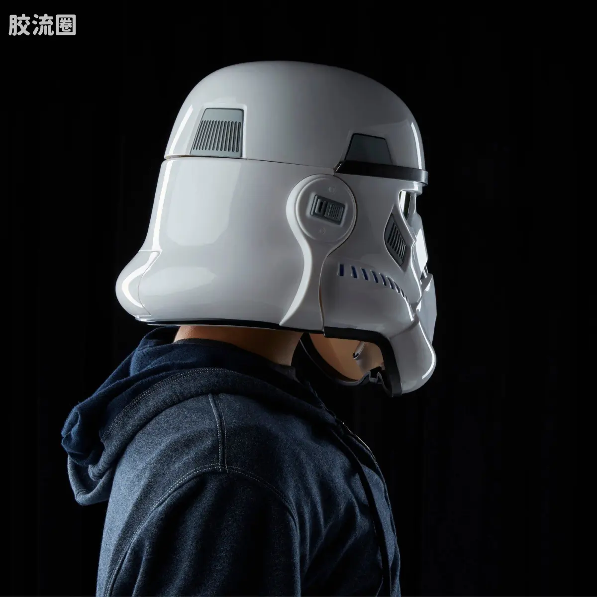 星球大战 THE BLACK SERIES 1/1头盔 《侠盗一号：星球大战外传》 帝国冲锋队 电子头盔 - 图片
