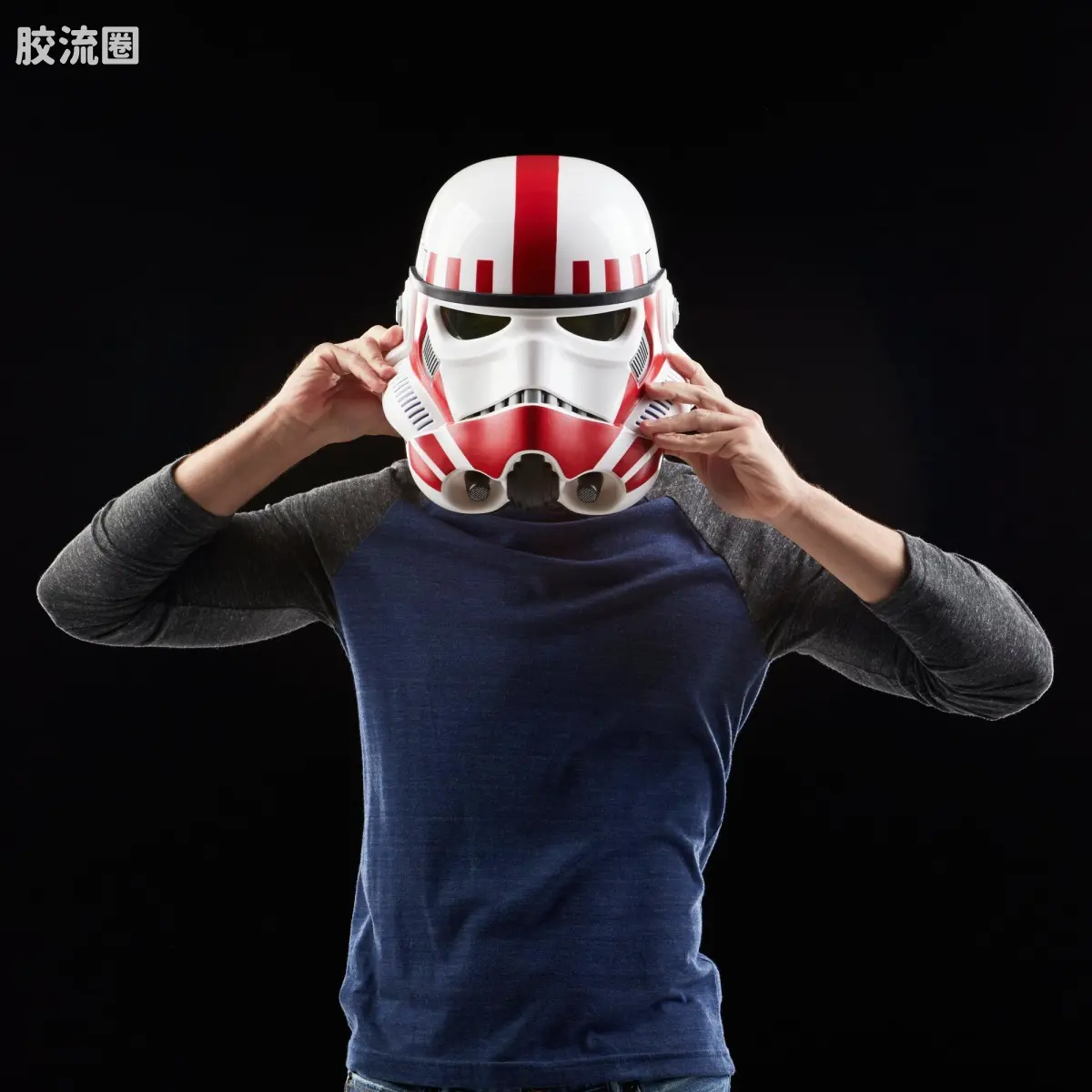 星球大战 THE BLACK SERIES 1/1头盔 突击士兵 电子头盔 - 图片