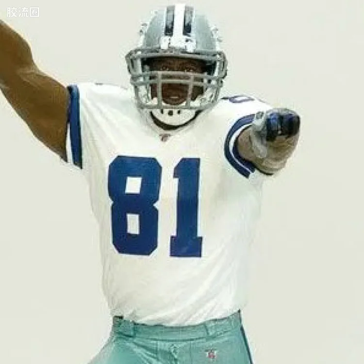 麦克法兰NFL美式足球系列玩具 3寸系列第5代 TERRELL OWENS 2