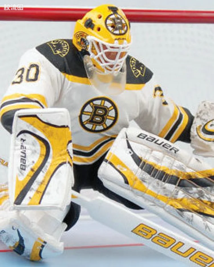 TIM THOMAS (WHITE JERSEY)