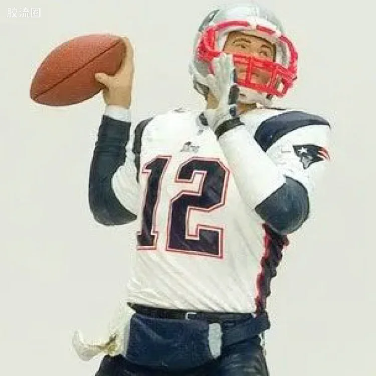 麦克法兰NFL美式足球系列玩具 3寸系列第5代 TOM BRADY 2