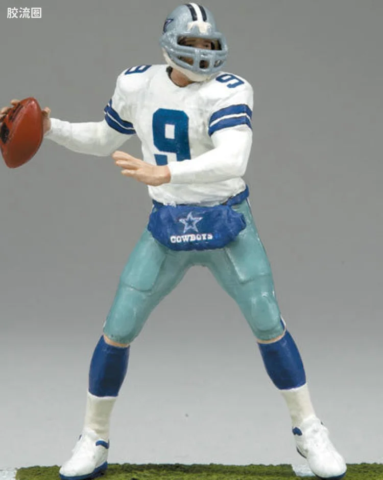 TONY ROMO