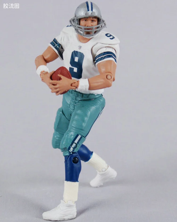 TONY ROMO