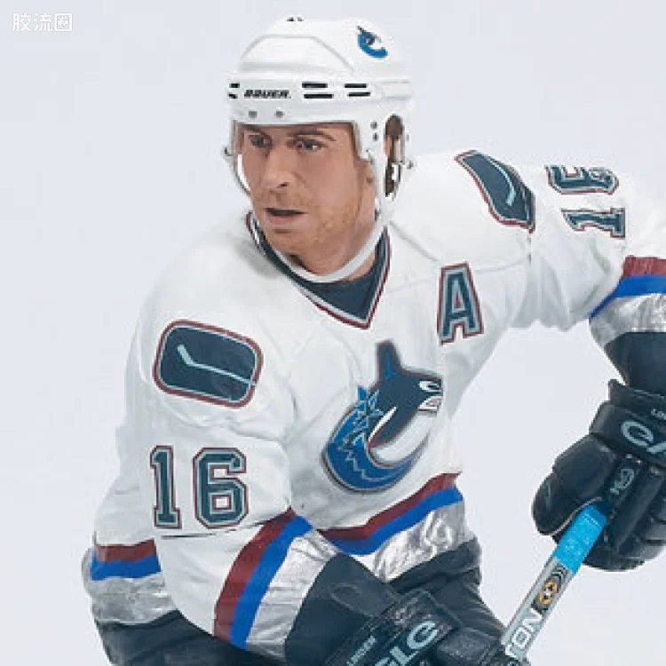 麦克法兰NHL冰球系列玩具 第8代 TREVOR LINDEN
