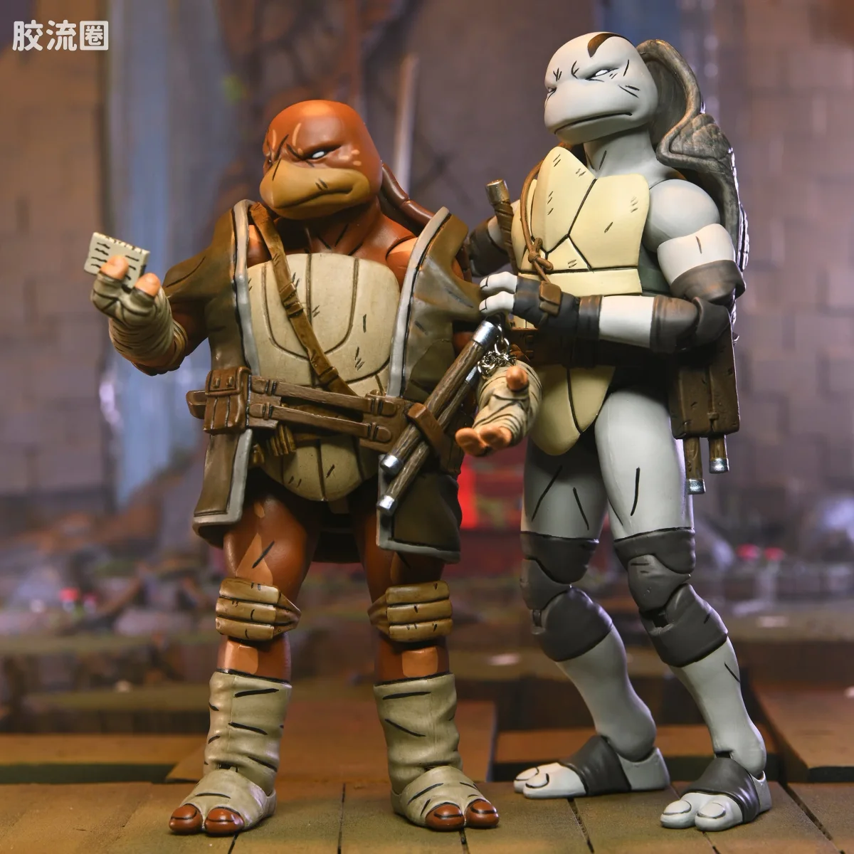 NECA 7寸可动人形系列 终极版/豪华版 漫画系列 忍者神龟：最后的浪人 Moja、Odyn、Uno 与 Yi - 图片