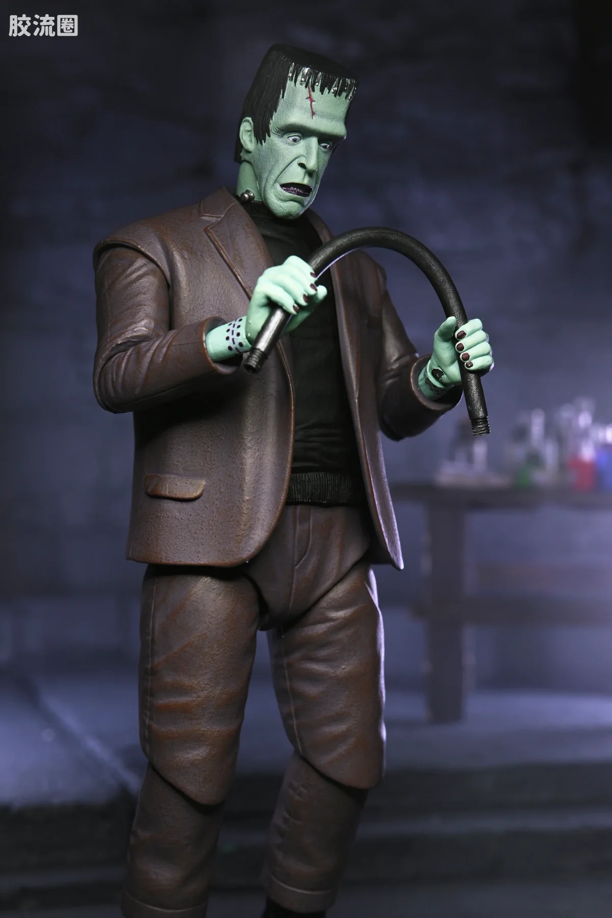 NECA 7寸可动人形系列 终极版/豪华版 芒斯特一家 格兰帕与赫尔曼·芒斯特 - 图片