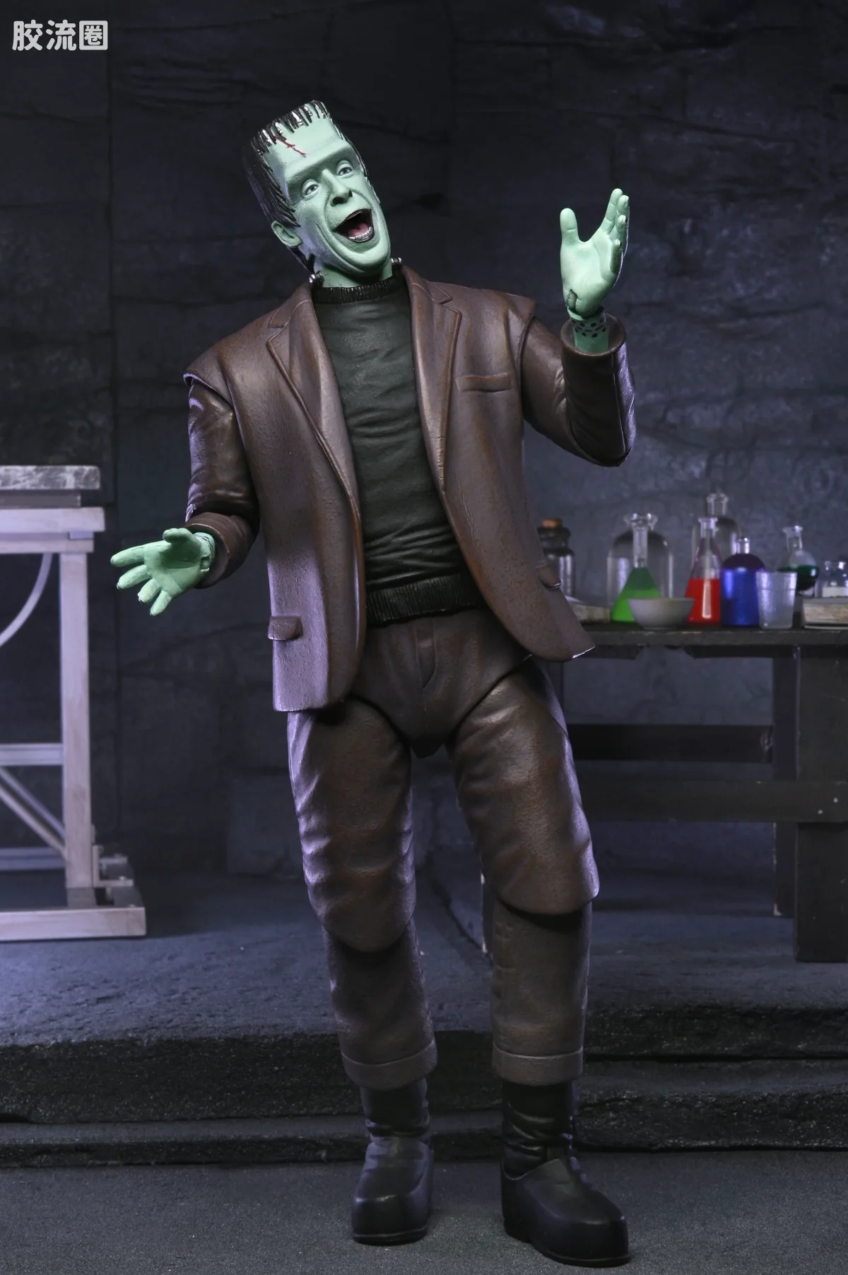 NECA 7寸可动人形系列 终极版/豪华版 芒斯特一家 格兰帕与赫尔曼·芒斯特 - 图片