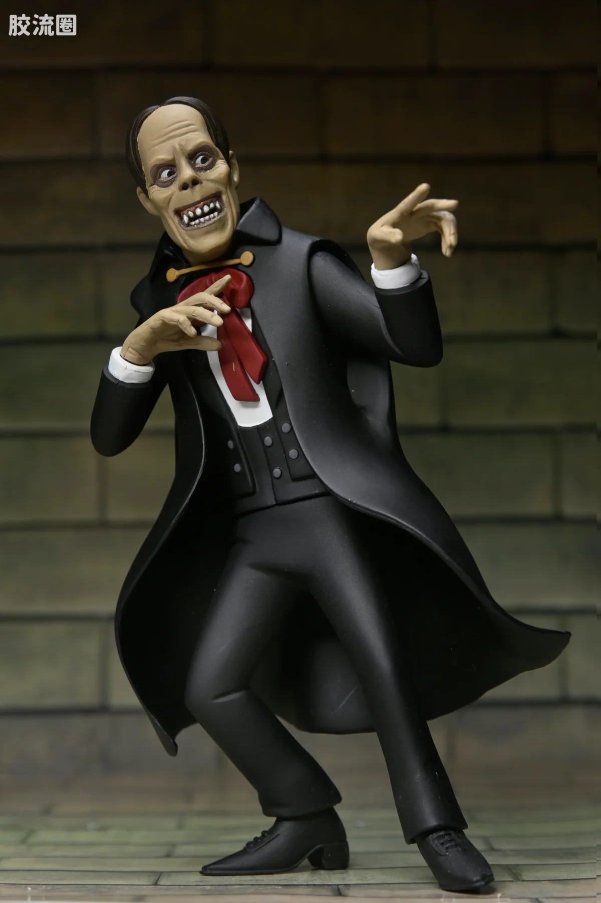 NECA 7寸可动人形系列 Toony Terrors/微小的恐怖系列 隐形人、科学怪人的新娘、鱼怪与剧院魅影 - 图片