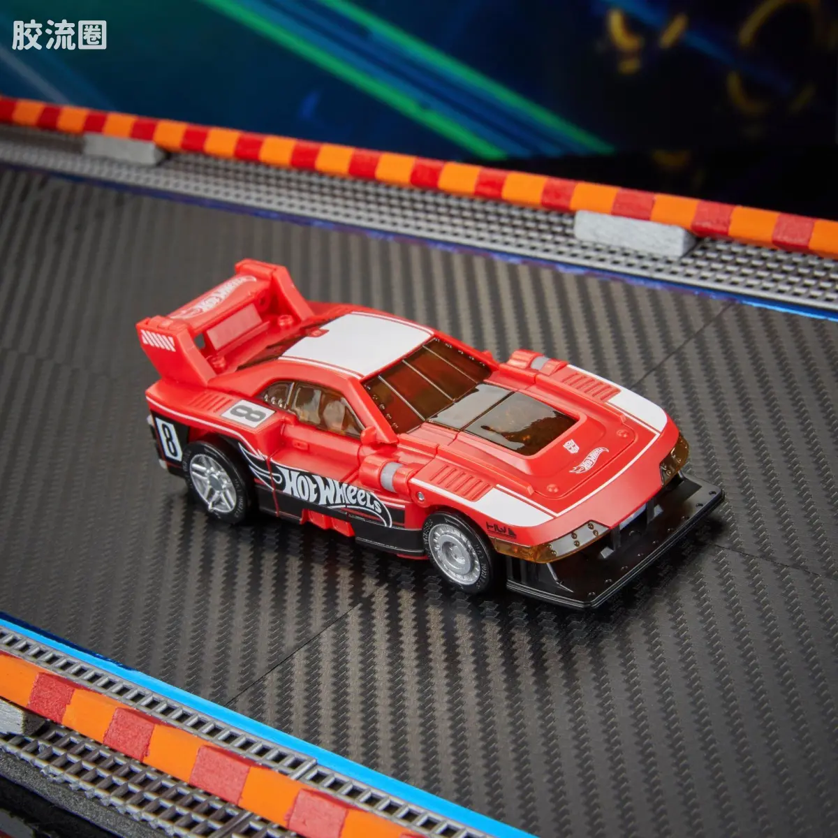 联动 联动 风火轮 × 变形金刚 GT-Scorcher - 图片