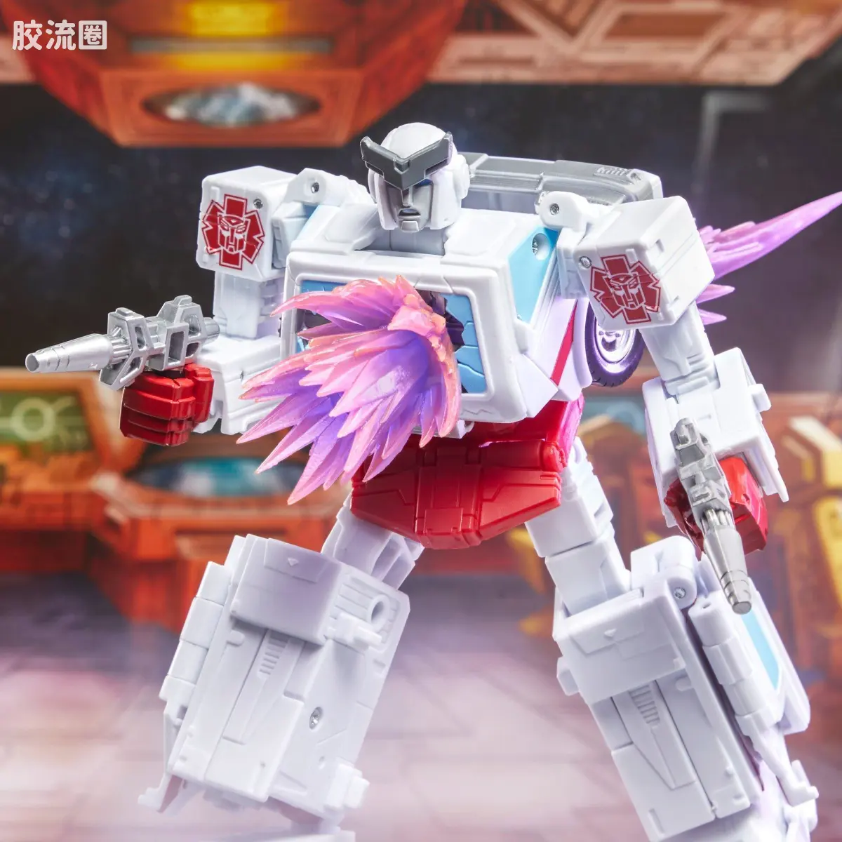 变形金刚SS 工作室系列 美版 渠道限定 SS-86-27 D级 大汉 & SS-86-28 V级 救护车 - 图片