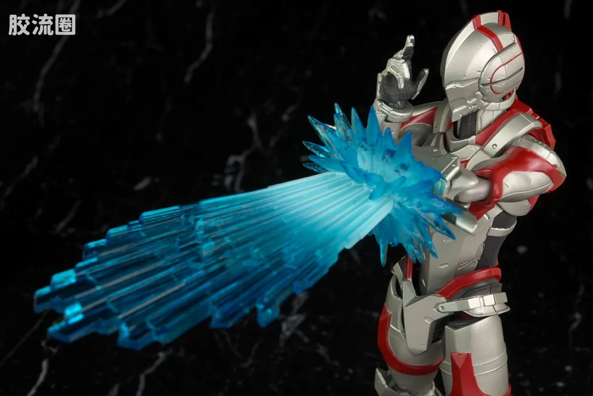 ultra-act ULTRAC-ACT x S.H. Figuarts 系列 Ultraman - 图片
