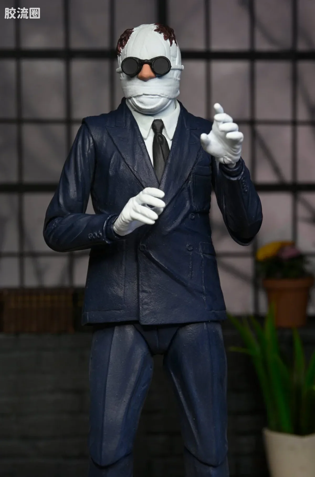 NECA 7寸可动人形系列 环球怪物 终极版系列 夜光复古款 隐形人 - 图片