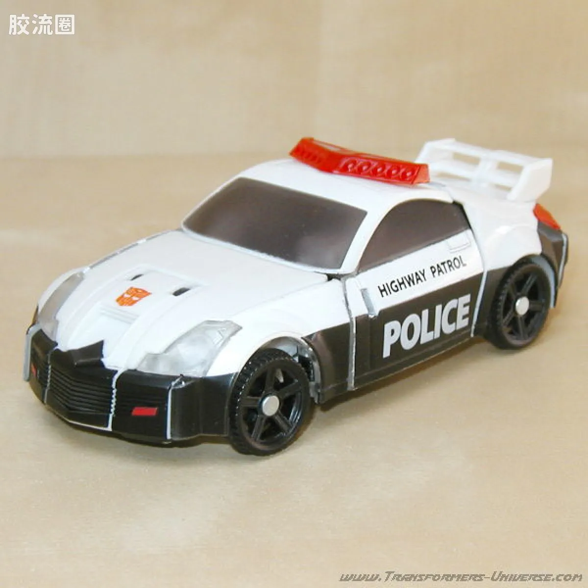 变形金刚 经典系列2.0 加强级 警车 - 图片