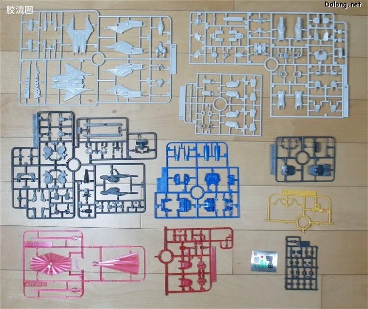 HGUC 普通版 h188 V-Dash高达 - 图片