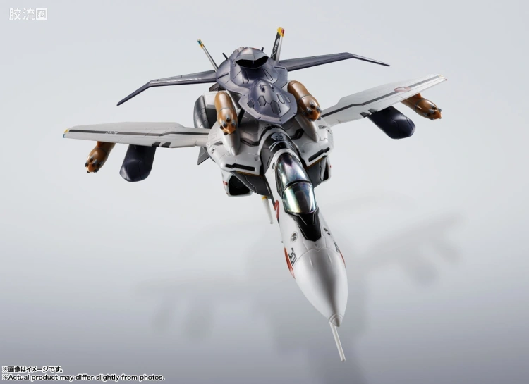 HI-METAL R 普通版 VF-0S 凤凰(罗伊·福卡机) ＋ QF-2200D-B Ghost - 图片