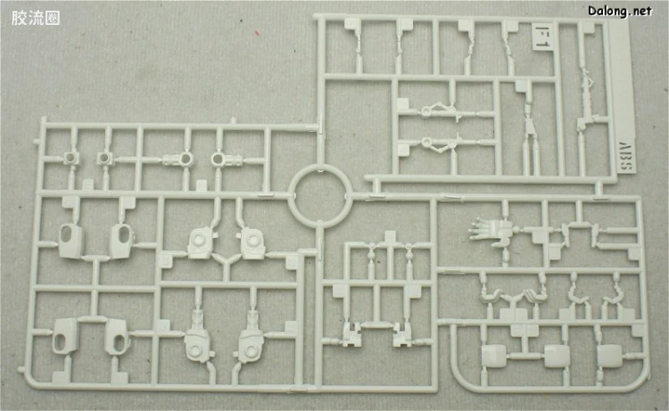 万代超时空要塞系列拼装模型 1比72 VF-1S Valkyrie 福克机 - 图片