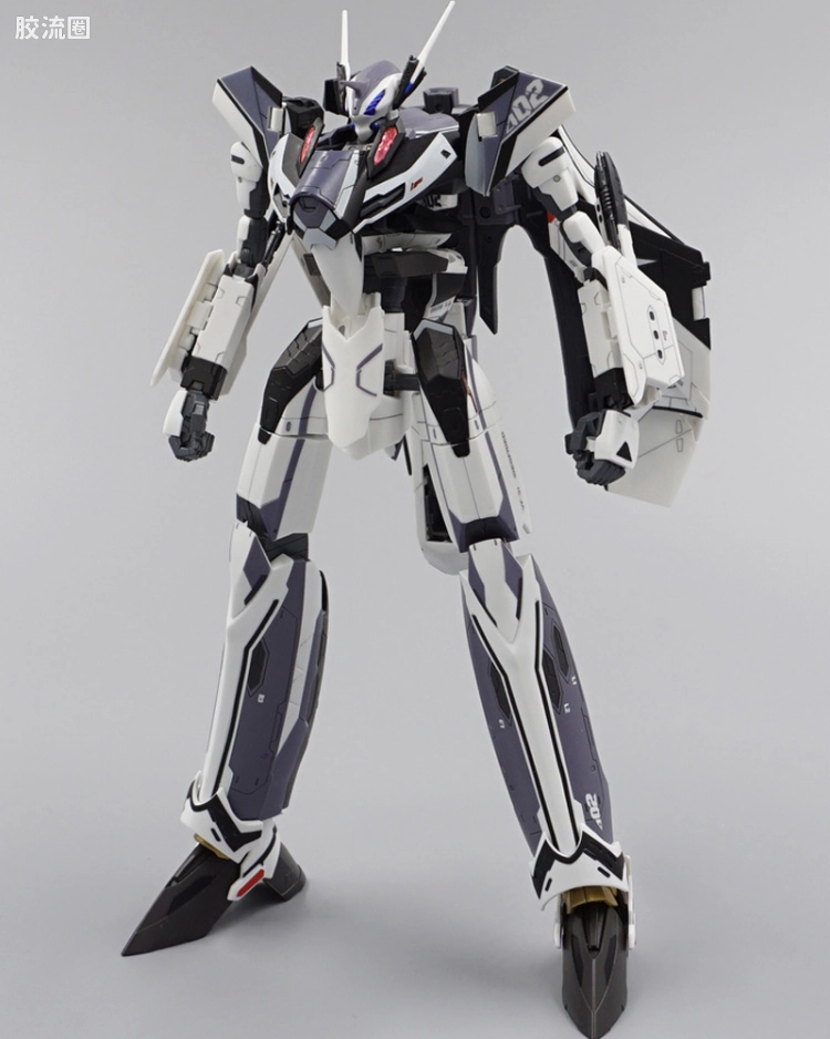 VF-31F 齐格菲里德(梅萨·伊雷菲尔特机）