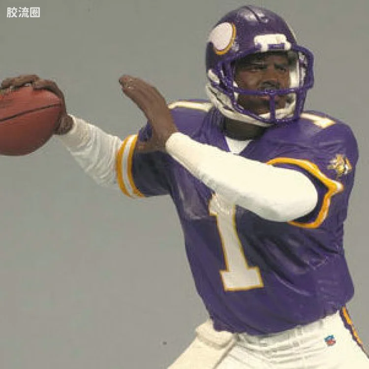 麦克法兰NFL美式足球系列玩具 传奇第6代 WARREN MOON