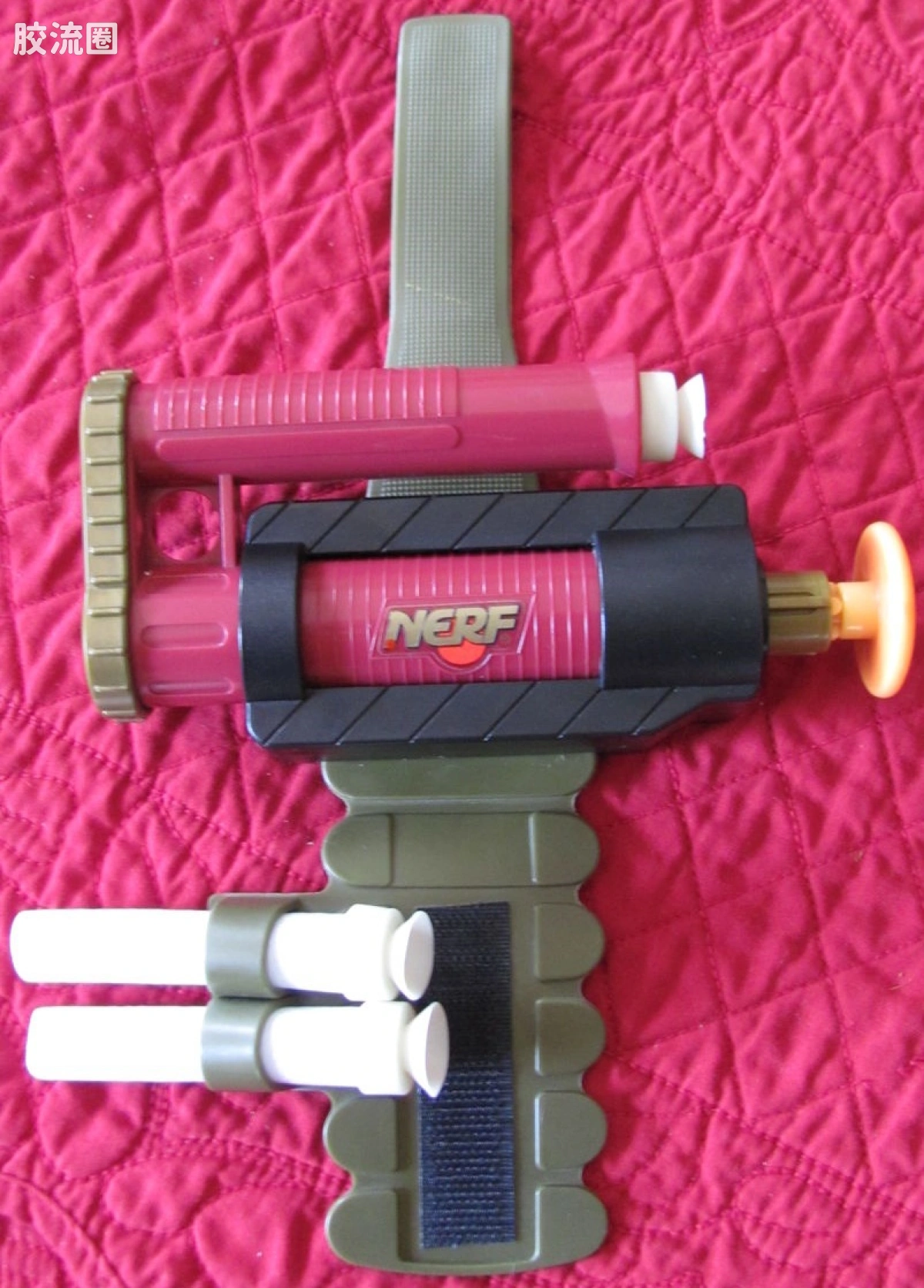 NERF先驱者 Ambush Rip Rockets Wrist Blitzer