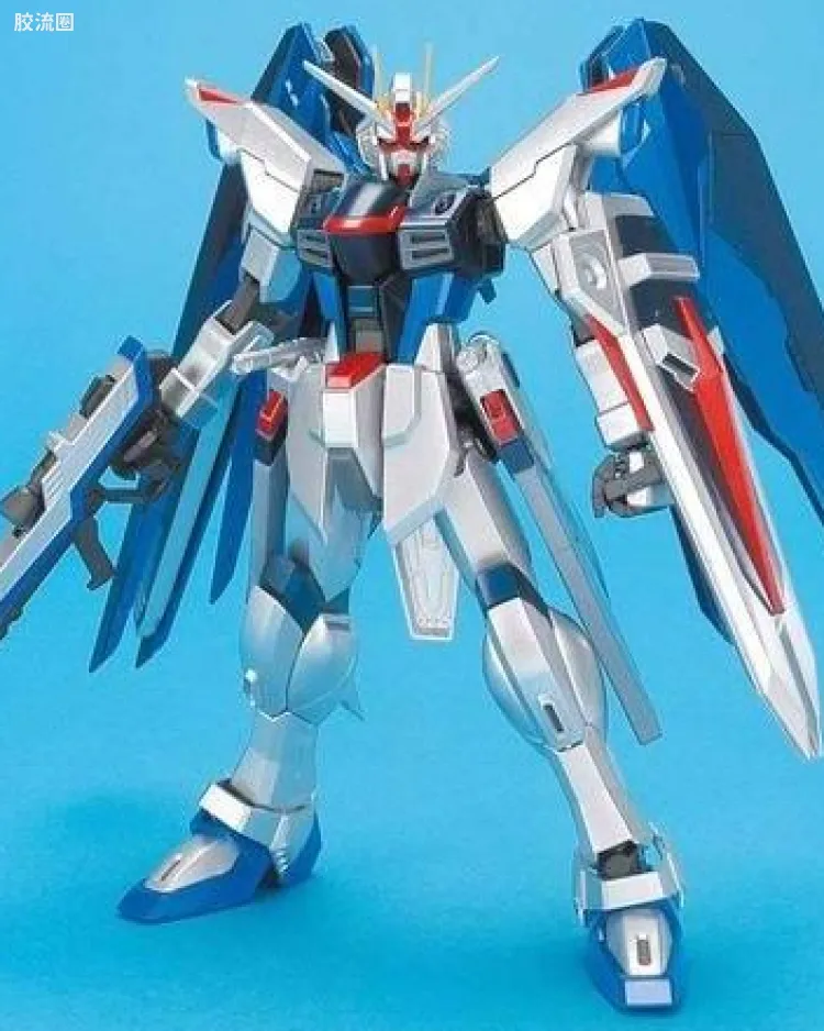 ZGMF-X10A 自由高达 彩色电镀版