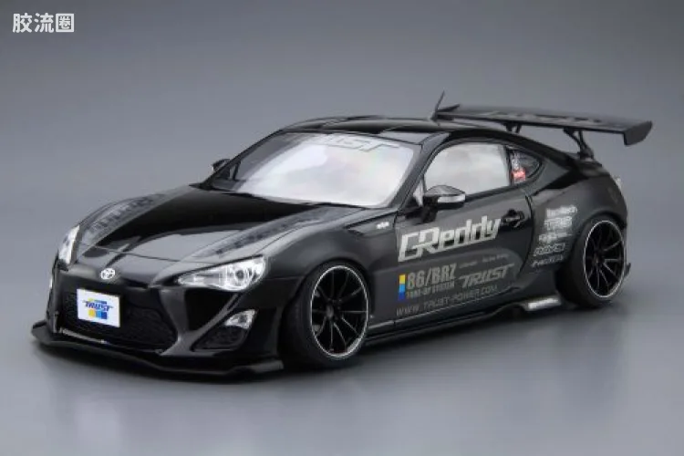 青岛社汽车拼装模型系列 1/24 改装车 ZN6 丰田 86 '12 GREDDY&ROCKET BUNNY VOLK RACING Ver. (丰田)