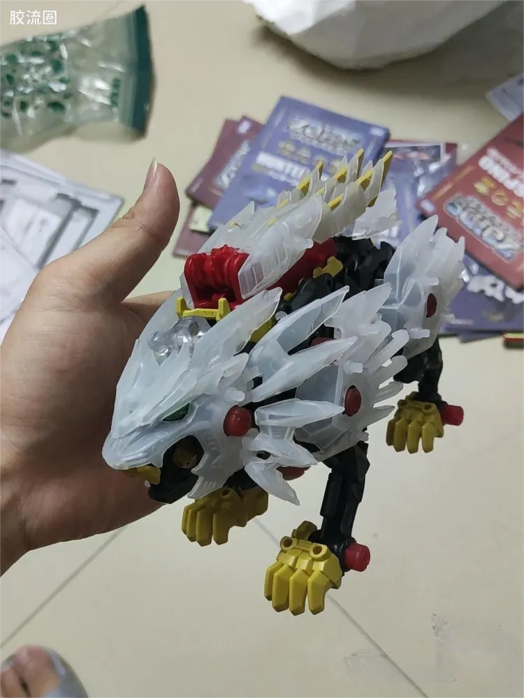 T-SPARK ZOIDS WILD 限定及特别版 ZW25 野兽长牙狮 半透明版