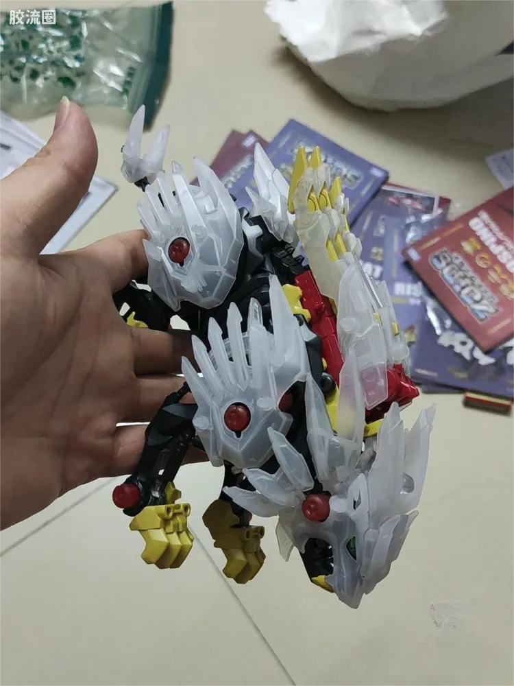 ZW25 野兽长牙狮 半透明版
