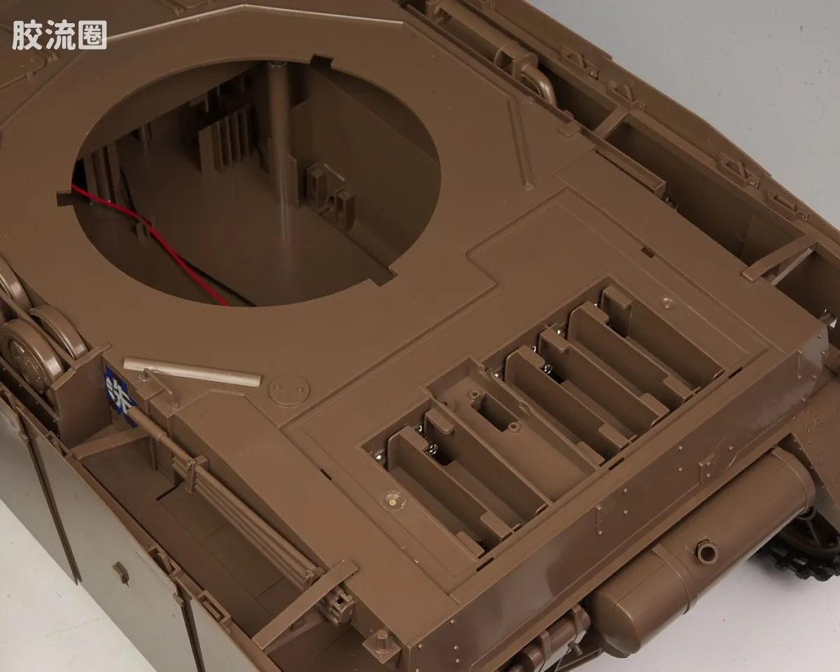 figma可动手办 Vehicles IV号战车D型改 H型式样 - 图片