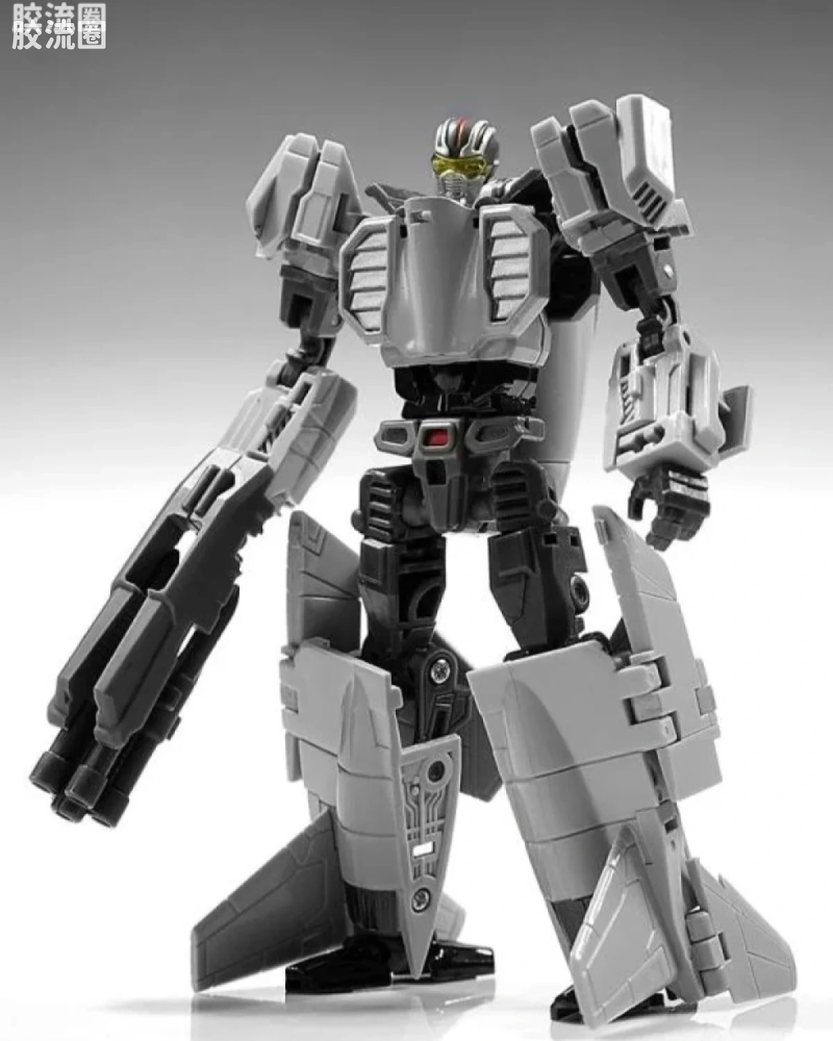 MR-03 Eagle Robo（伊格尔机器人）