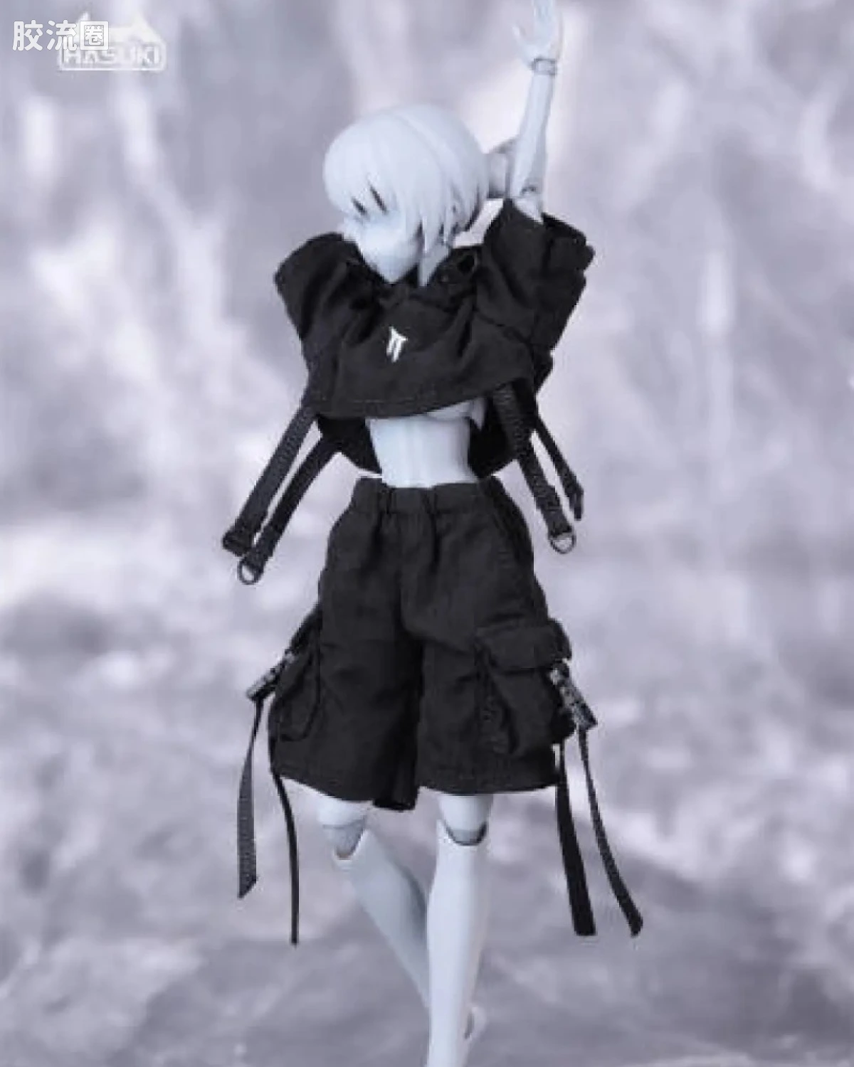 CS012C 机能风服装包