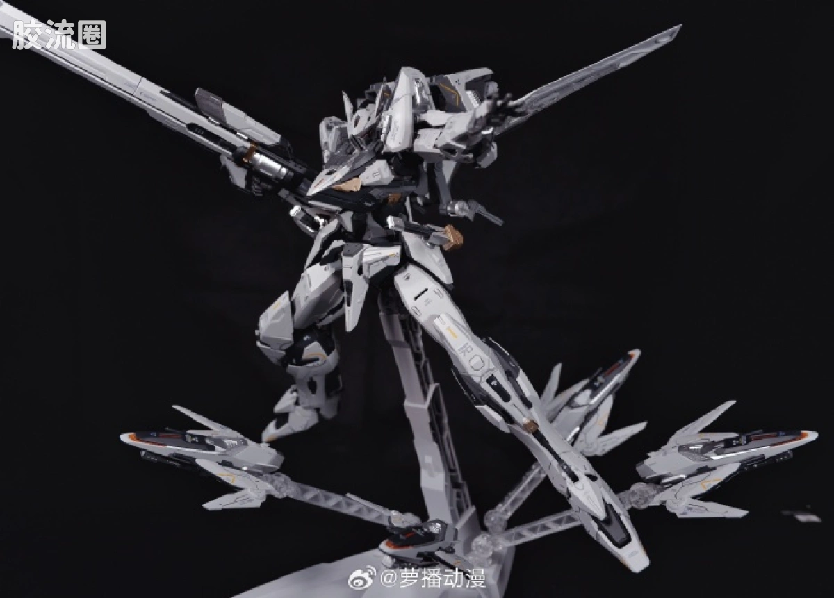 萝播动漫拼装系列 《人型装甲连》系列 RB-P-01 白露空战型 - 图片